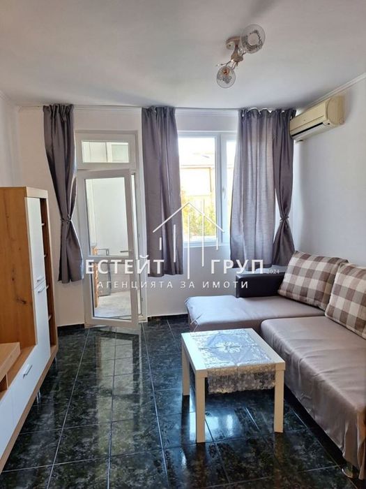 Дава се под наем Тристаен апартамент в Варна, Колхозен пазар - 70 кв.м за 612 € - Снимка #2