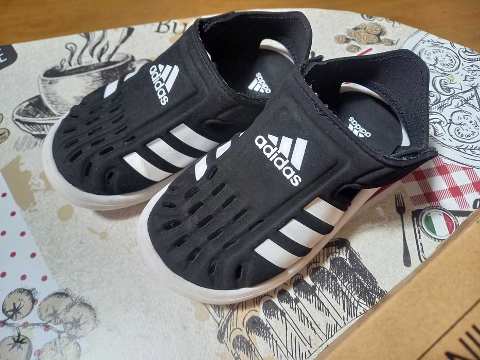 Детски маратонки и боти от  21 до 30  Nike & Adidas