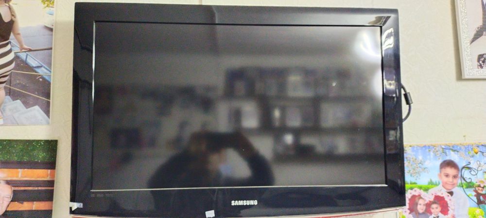 Телевизор samsung