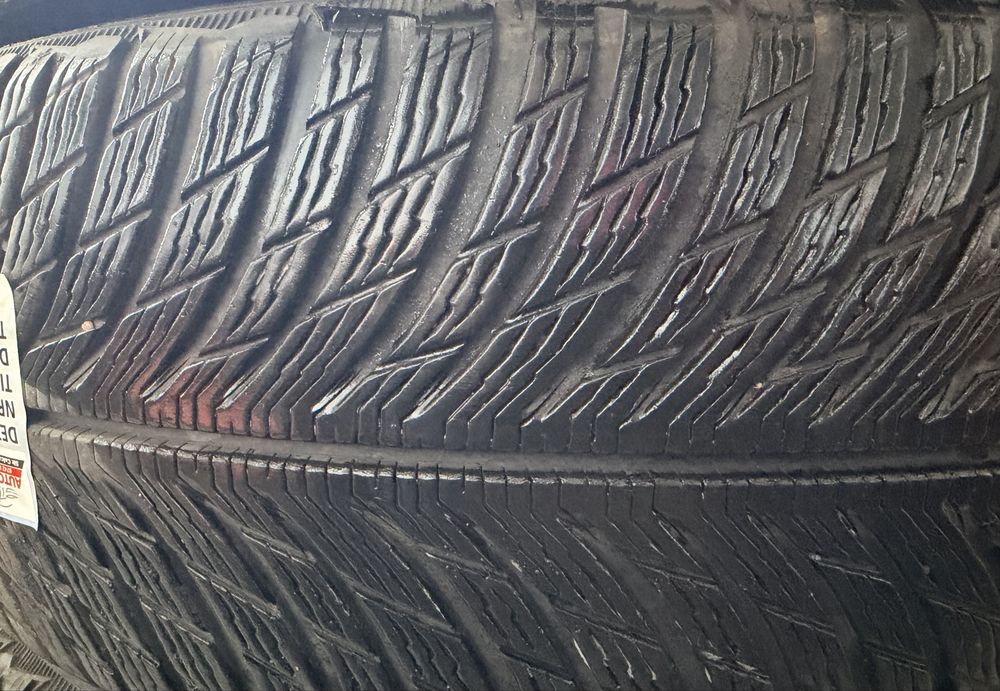 Set 4 buc 235/55/R17 Michelin Pilot Alpin 5 SUV M+S iarnă