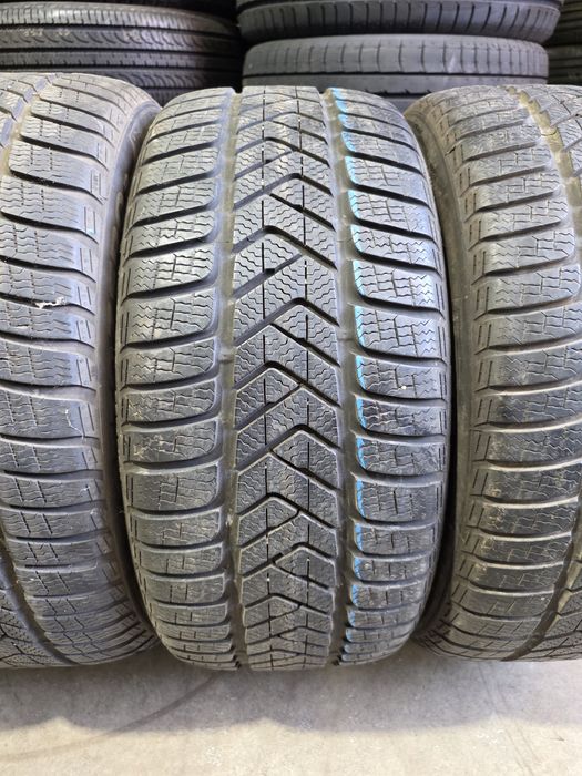 255/35/19//225/40/19 PIRELLI