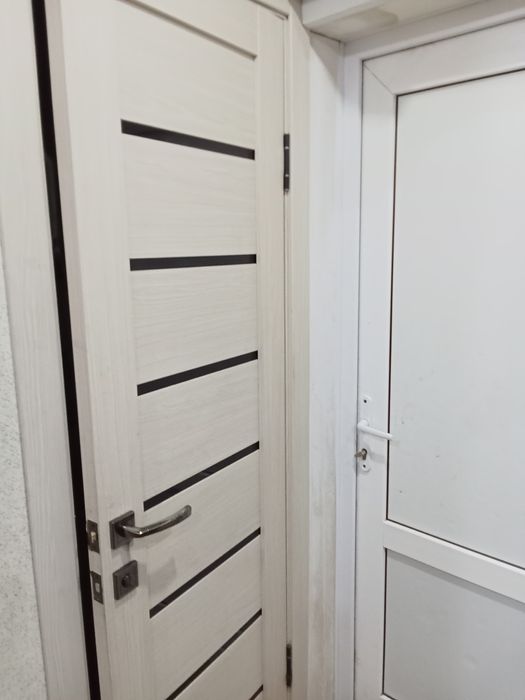 Продам 2 -х квартиру  в  4кв доме