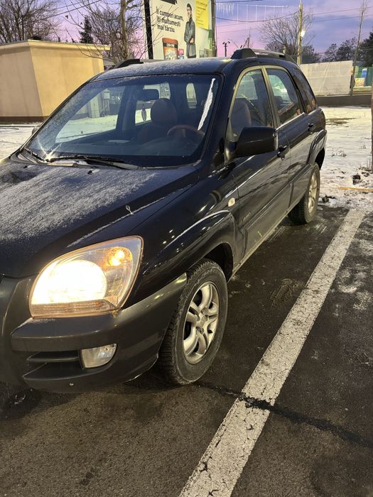 Kia sportage 2005 tractiune 4x4blocabil la buton model full automata
