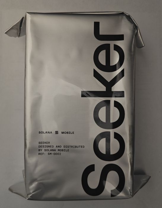 Смартфон Solana Seeker