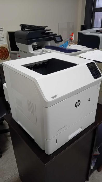 Нов!!! Лазерен принтер HP LaserJet Еnterprise M 605 с дуплекс и мрежа