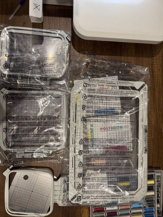 Продавам бродировачна машина Janome MC550E