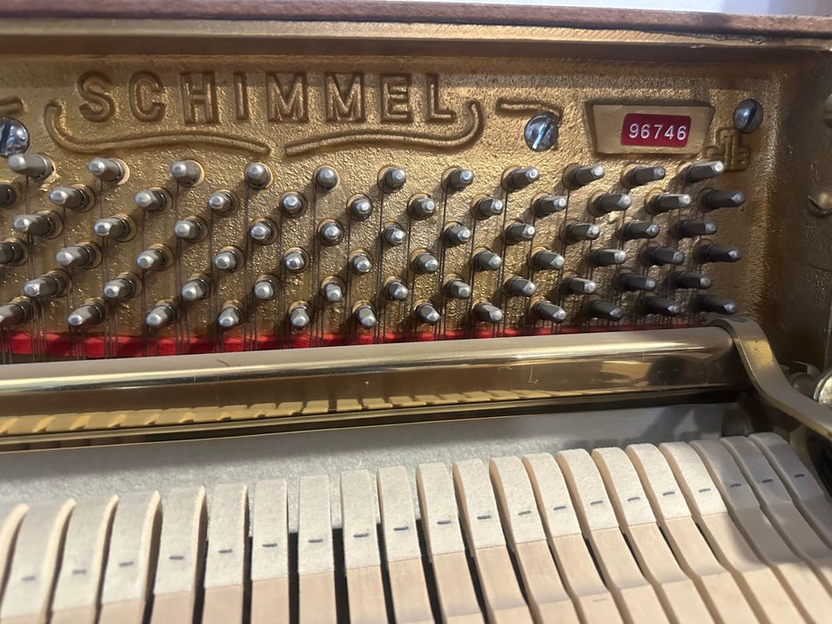 Акустично, Западно Германско Пиано Вилхелм Шимел (Willchem Schimmel),