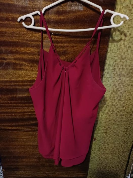 Продам женские топы.