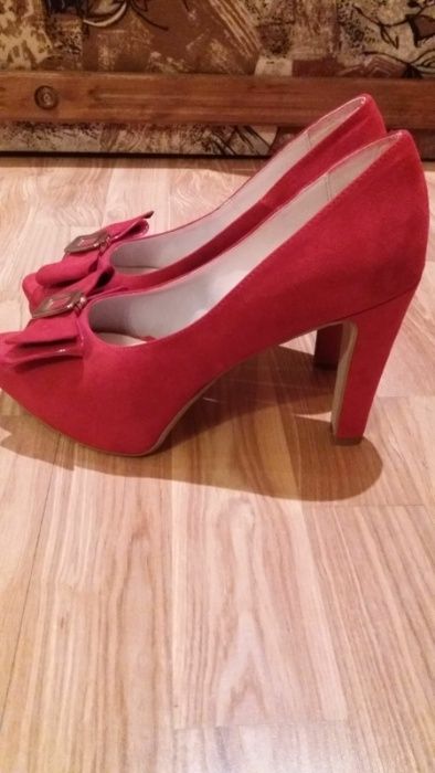 pantofi cu toc(noi) , Pittarello,38