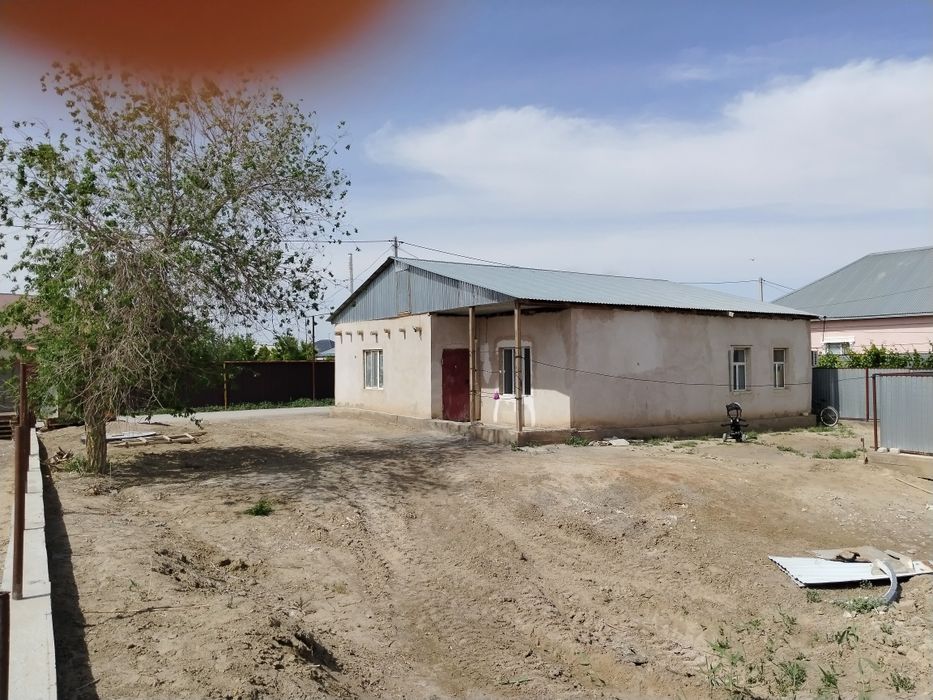 Арай 4бөлмелі жер үй