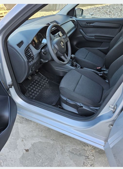 SKODA Fabia 2018 — imagine 5