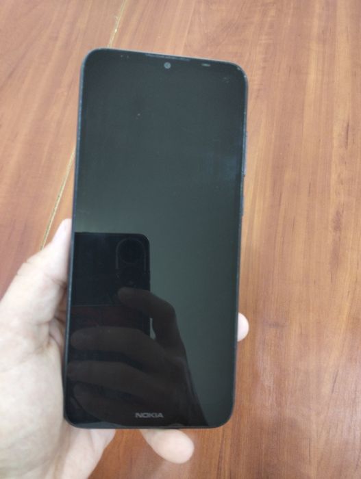 В продаже телефон: Nokia C20
