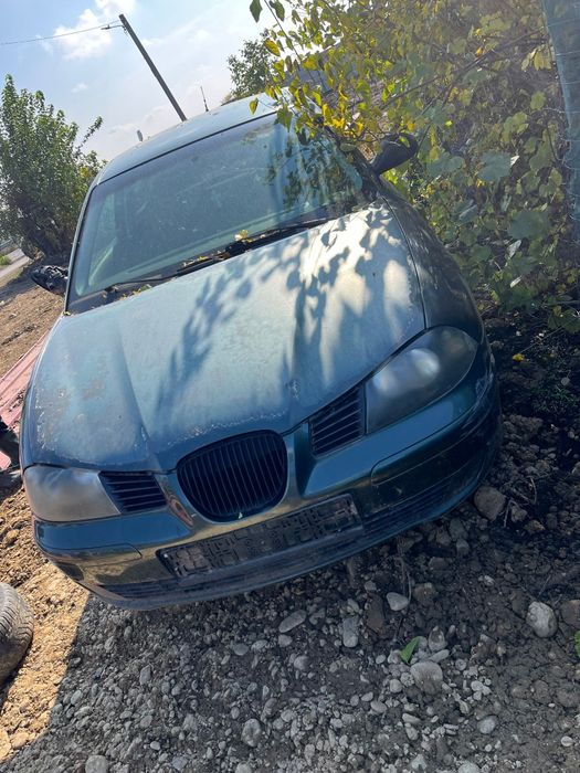 Dezmembrez seat ibiza 1.2i benzina