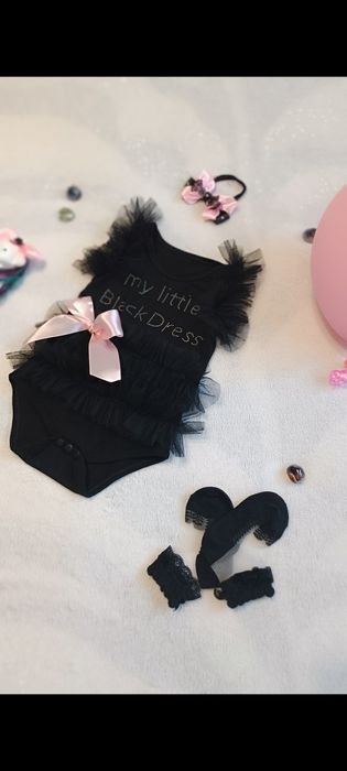 Платье, носочки, повязка для маленькой модницы