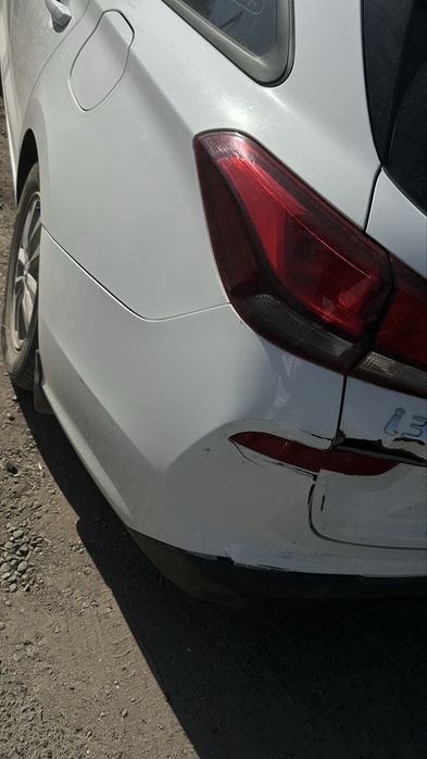 Продам бампер на hyundai i30