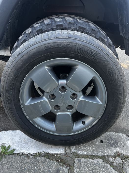 Jante cu anvelope 4 bucati Jeep
