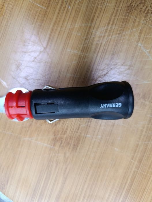 Букса накрайник за запалка за автомобил