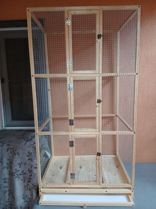 Colivie voliera păsări