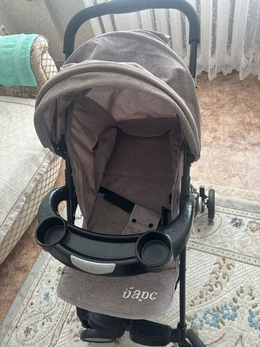 Продам Коляску в хорошем состояние