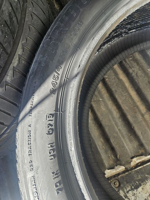 Гуми 245/45/18 дот19