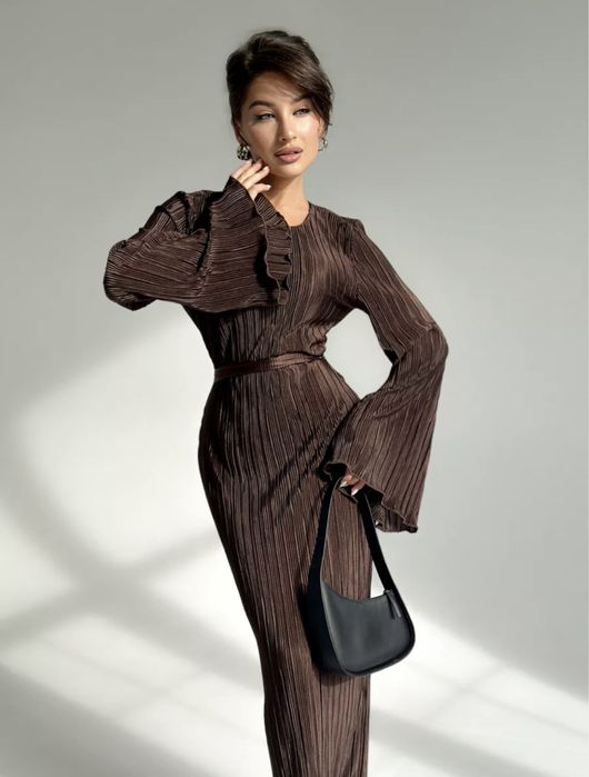 Платье в шоколадном цвете