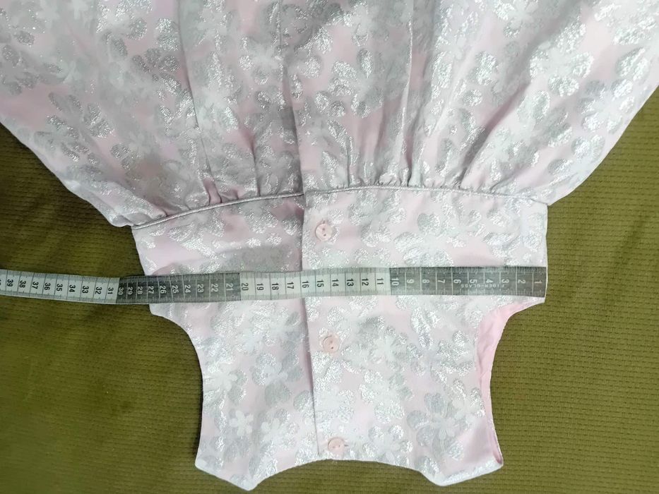 Rochita de ocazie pentru 2-3 ani