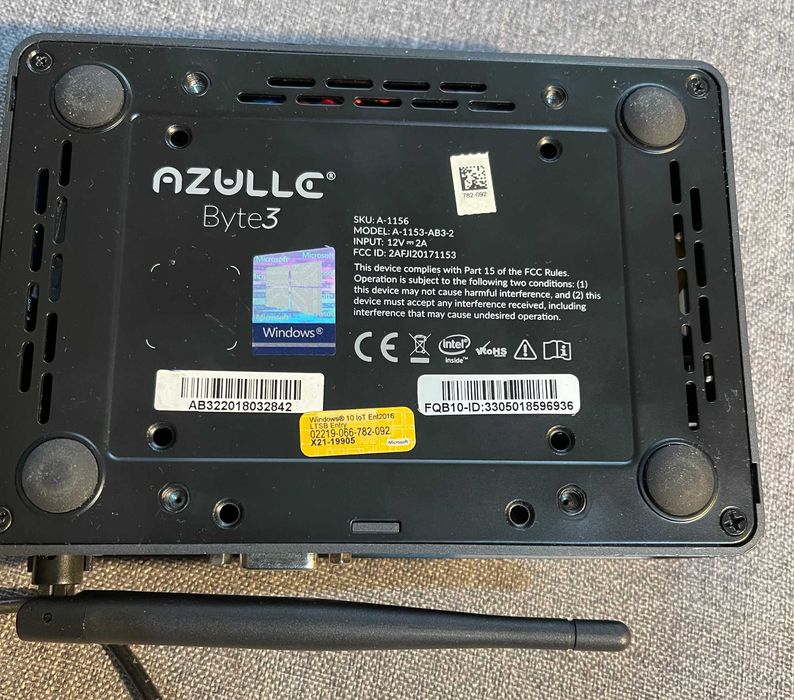 Mini PC Azulle Byte3 Intel Quad Core 4GB DDR3 SSD 256GB Wifi Bluetooth