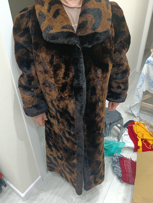 Отдам даром шуба цигейка