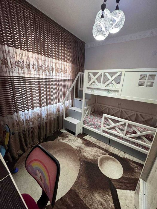 Янги ҳаёт туманидан 3 хонали квартира сотилади