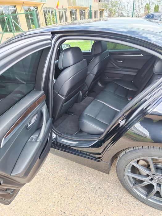 BMW 5 Series 2010 — imagine 5