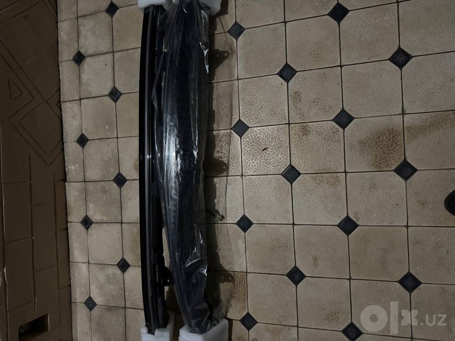 Li 9 orqa fara sotiladi