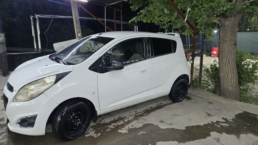 Chevrolet Spark 2014 — 2