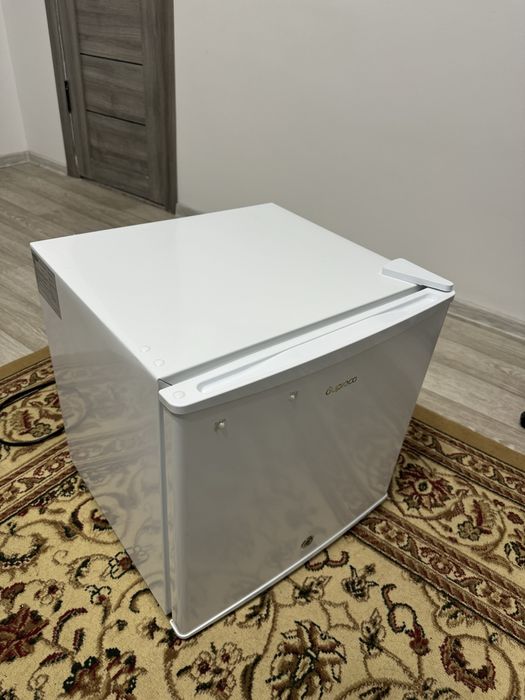 Холодильник Бирюса