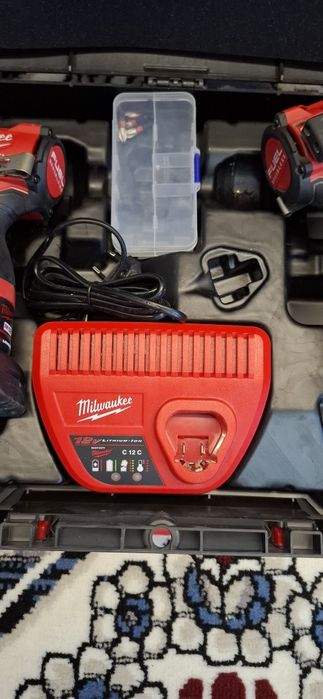 Милуоки шурупавёрт и импакт оригинальный инструмент новый.