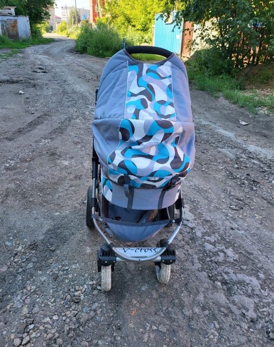 Коляска V-CROSS в хорошем состоянии