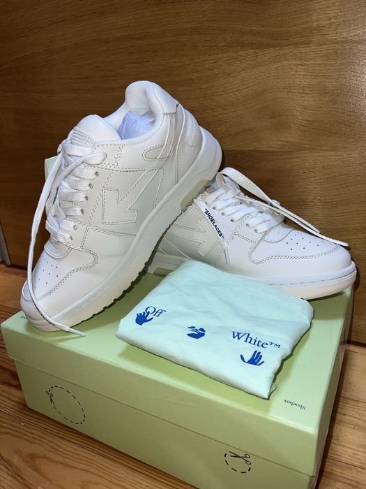 Off-White “For Walking”