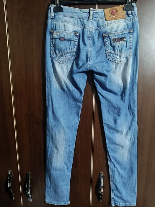 Blugi Dsquared2 .