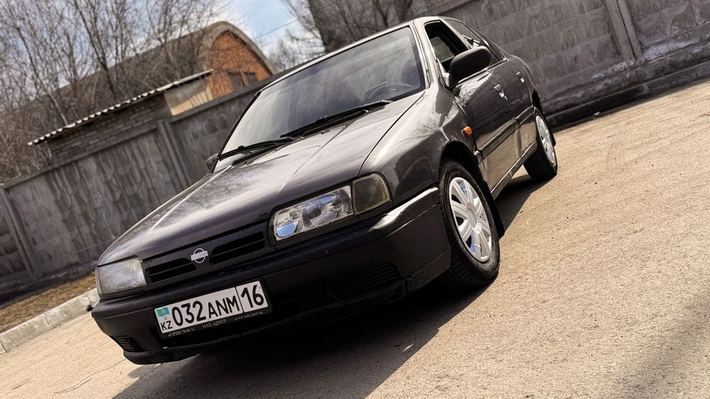 Nissan Primera p10