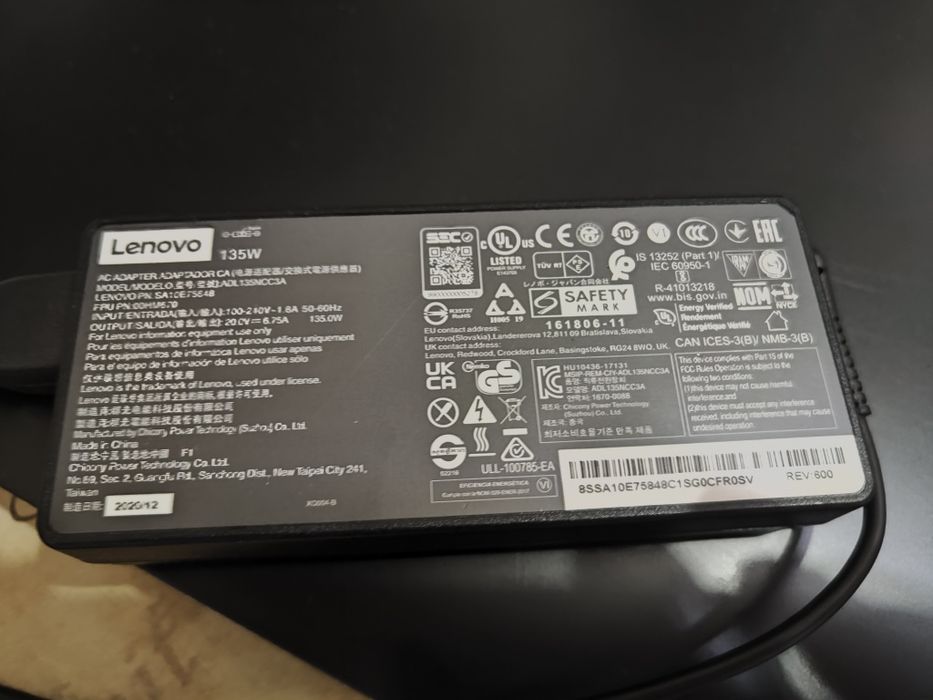 Vând laptop Lenovo ideapad Gaming 3