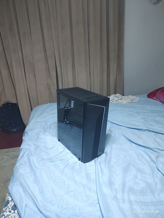 Pc : placă de bază maximus a extreme 775.  Doar cash
