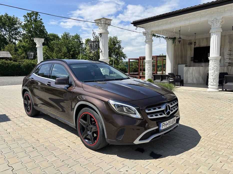 Mercedes Benz GLA