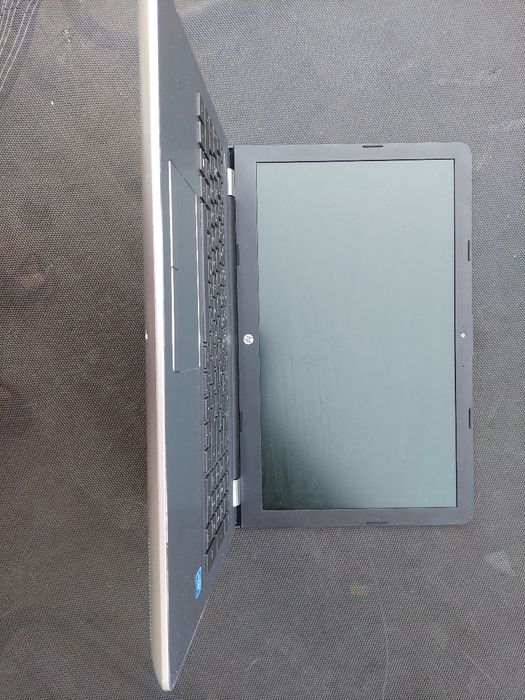 Laptop HP 250 Celeron