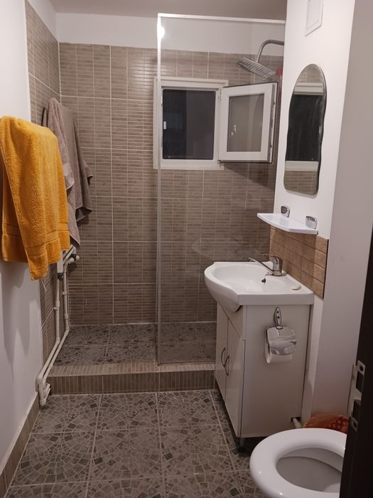 Proprietar vand apartament renovat complet in Braila cu 2 camere cf 1 zona Buzăului cartier Radu Negru — fotografia 2