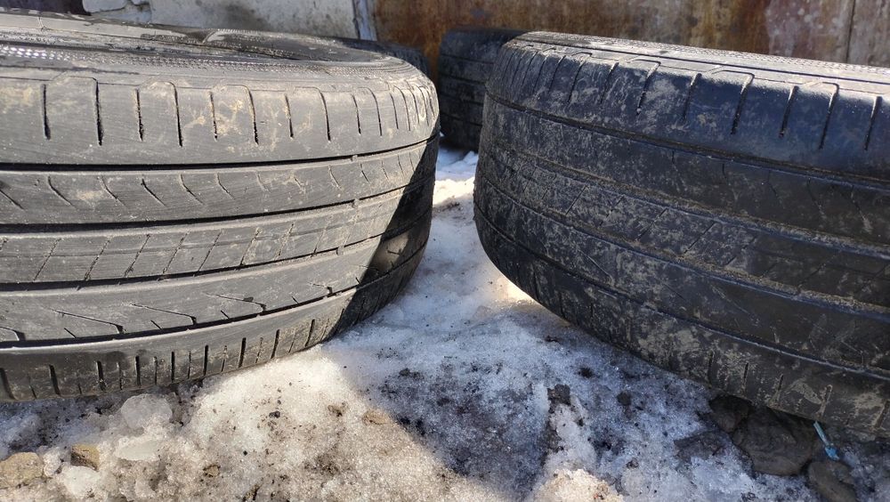 Продам резину б/у 235/60/R18