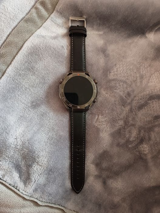 Продам часы SMART WATCH