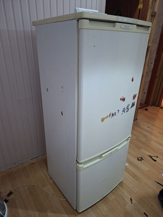 Холодильник сатылады