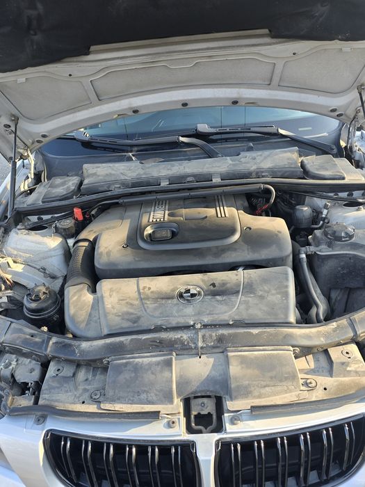 Автомобил bmw 320