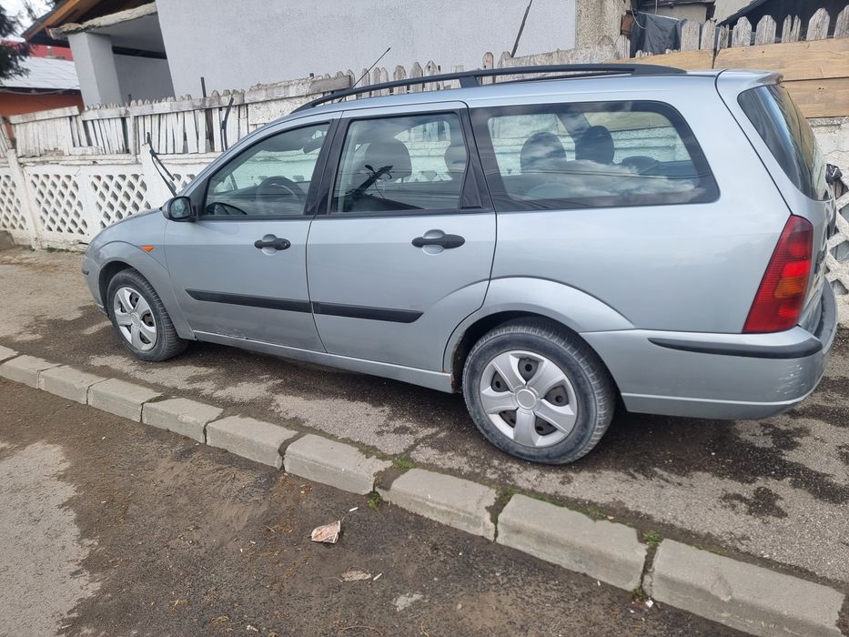 Vand Ford Focus an 2005