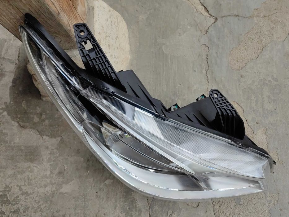 Фар LDV Maxus G10 Electric десен Оригинален