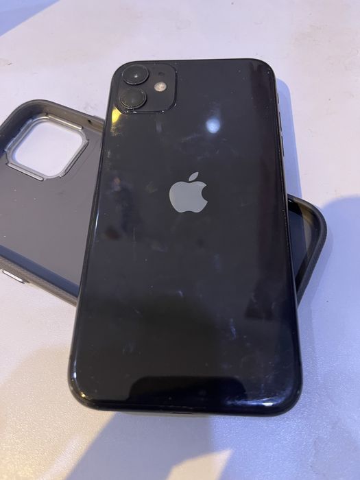 айфон 11/128 продаю акб70